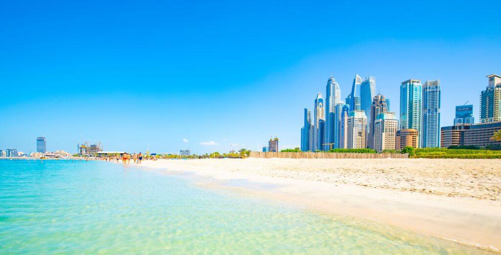 JBR-Strand im Stadtteil Marina, Stadt Dubai, Vereinigte Arabische Emirate